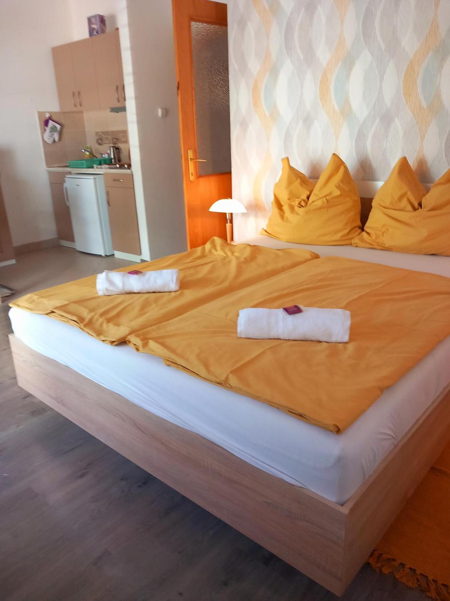 Lavender Apartment Héviz Zewnętrze zdjęcie