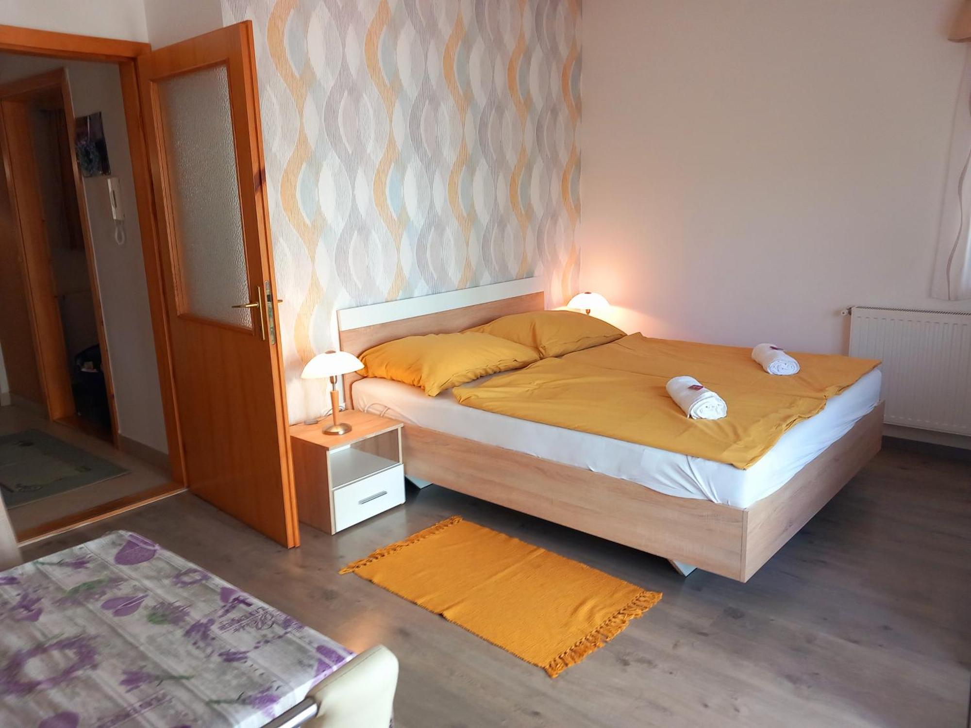 Lavender Apartment Héviz Zewnętrze zdjęcie